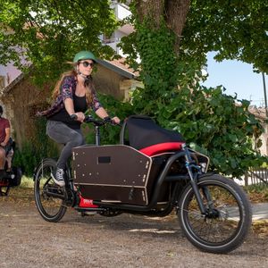 Il devient de plus en plus fréquent de croiser des utilisateurs de vélos cargos en France.