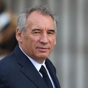 Les députés du Modem, parti présidé par François Bayrou, voteront contre le maintien des élections départementales et régionales en juin.