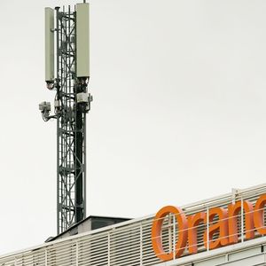 Orange dispose d'un parc de 40.000 pylônes de téléphonie mobile dans le monde.