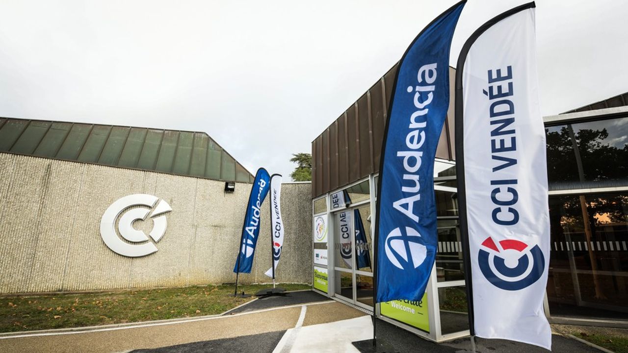L'entrée des locaux du campus Audencia Vendée à la CCI de la Roche sur Yon.