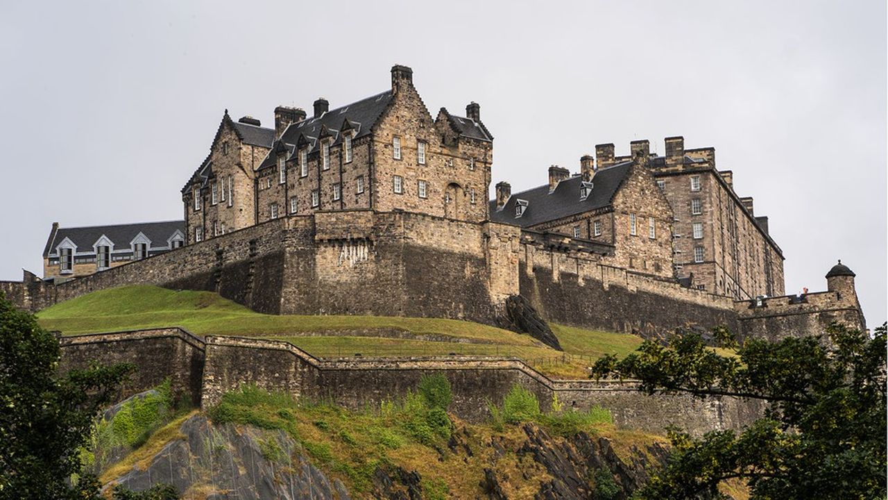 Le château d'Edimbourg, qui domine la ville.