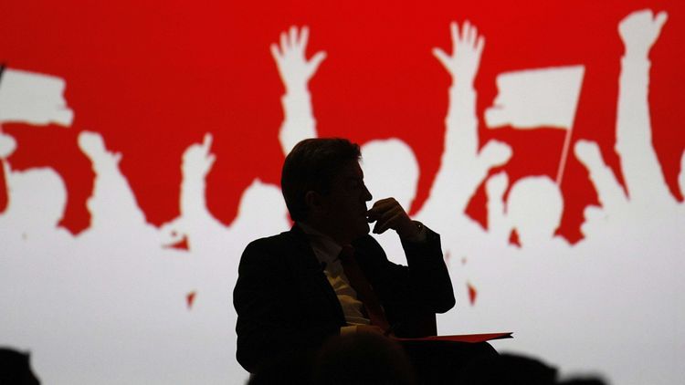 Jean-Luc Mélenchon : son parcours politique en photos