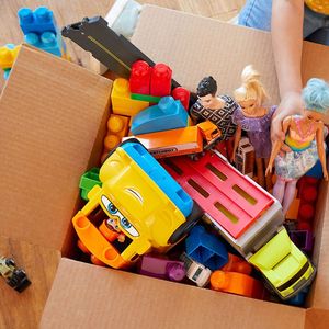 Mattel a lancé depuis le 10 mai un programme de collecte de poupées Barbie et des petites voitures Matchbox auprès des particuliers pour les recycler.