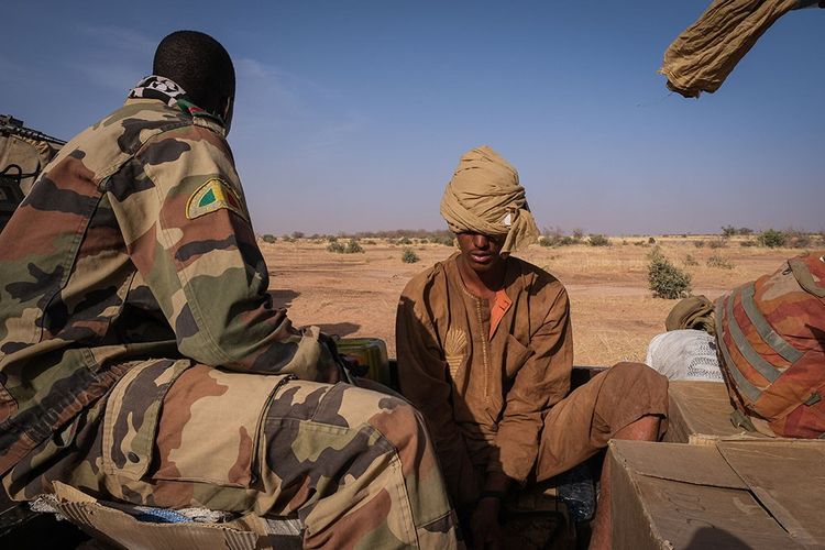 LES EHOS: Sur le front de l'opération Barkhane, reportage réalisé dans la zone des trois frontières, au nord du Burkina Faso du 5 au 14 avril 2021 Image