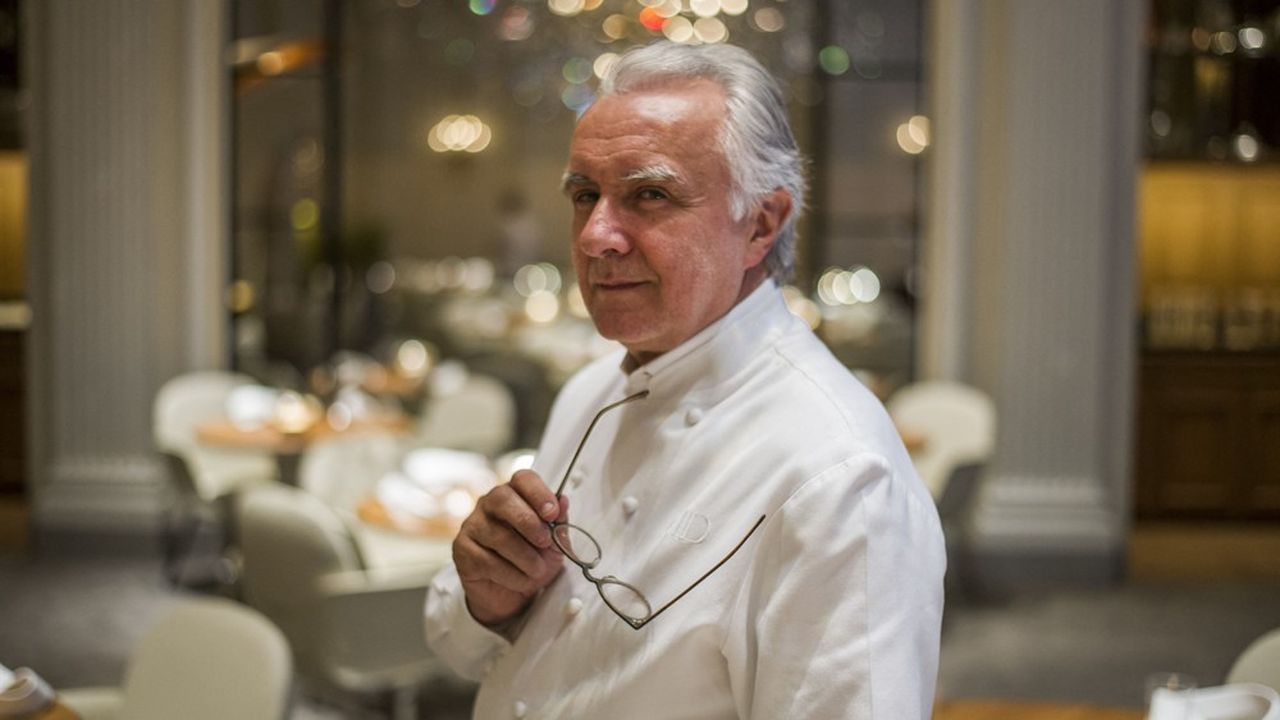 Alain Ducasse s'occupait de la gastronomie du Plaza Athénée depuis 2000.