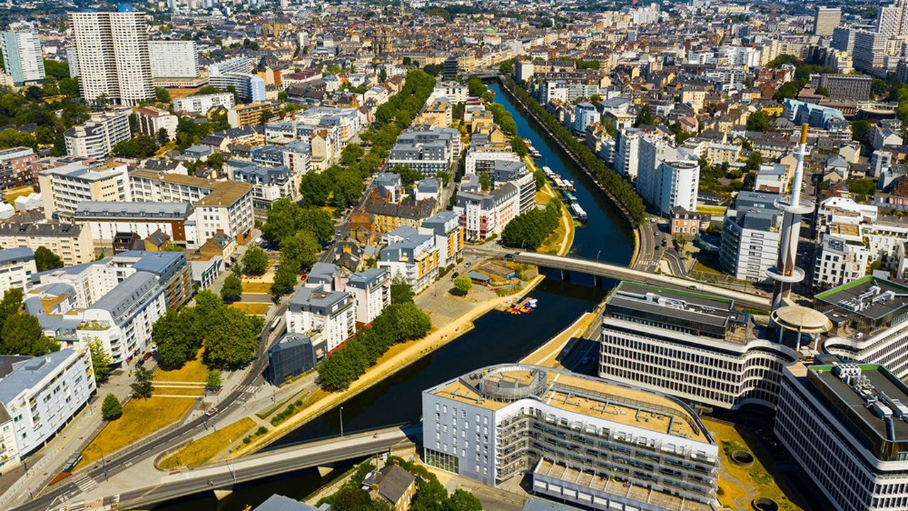 Développée au coeur d'un véritable archipel constitué de petites et moyennes collectivités, Rennes a réussi à éviter d'être asphyxiée.
