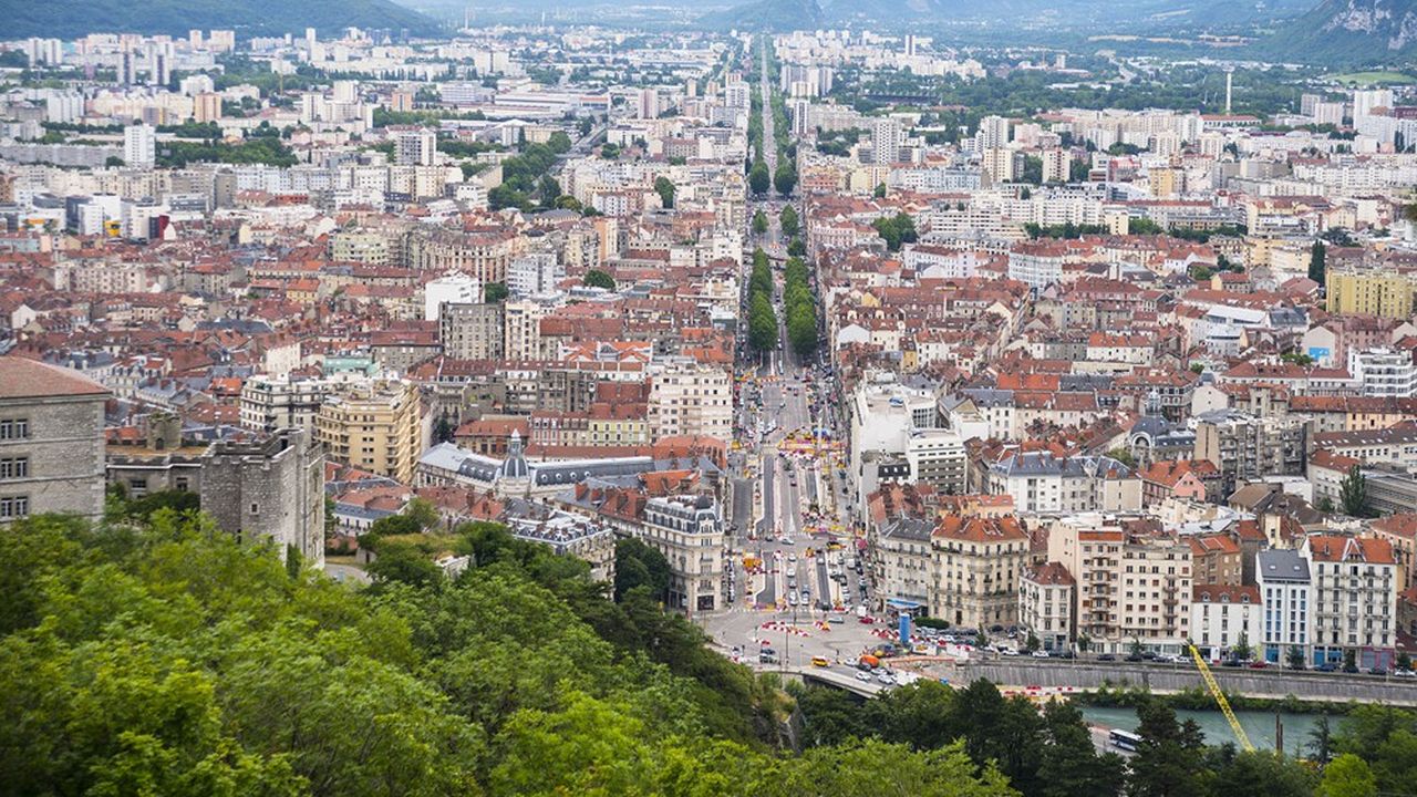 Les villes intermédiaires comme Grenoble se distinguent des grandes métropoles par un accès rapide à la nature.