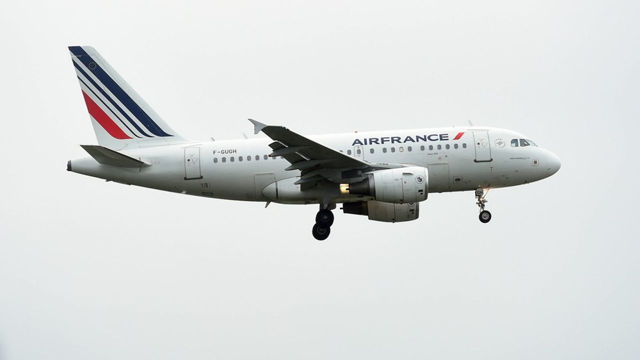 Air France entend pour le moment maintenir le prochain vol à destination de Moscou prévu vendredi, à condition de pouvoir contourner la Biélorussie.