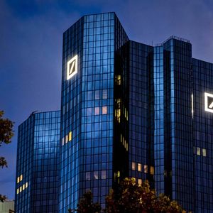 L'éclaircie aura été de courte durée pour Deutsche Bank alors que la Fed menace la banque de sanctions.