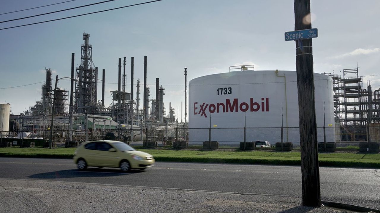ExxonMobil doit « faire plus » dans sa stratégie vers la transition énergétique, a estimé BlackRock, qui a voté en faveur d'Engine N°1.