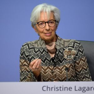 Christine Lagarde a rappelé que la BCE s'était engagée à maintenir des « conditions de financement favorables » jusqu'à la reprise durable de l'économie.