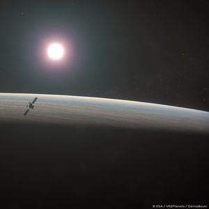 Vue d'artiste de la sonde européenne EnVision qui orbitera entre 220 et 540 km au-dessus de Vénus.