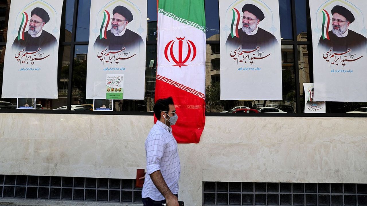 Des élections se tiennent le 18 avril en Iran pour choisir le nouveau président. Un candidat « dur » devrait l'emporter : probablement le chef de l'Autorité judiciaire, Ebrahim Raïssi.