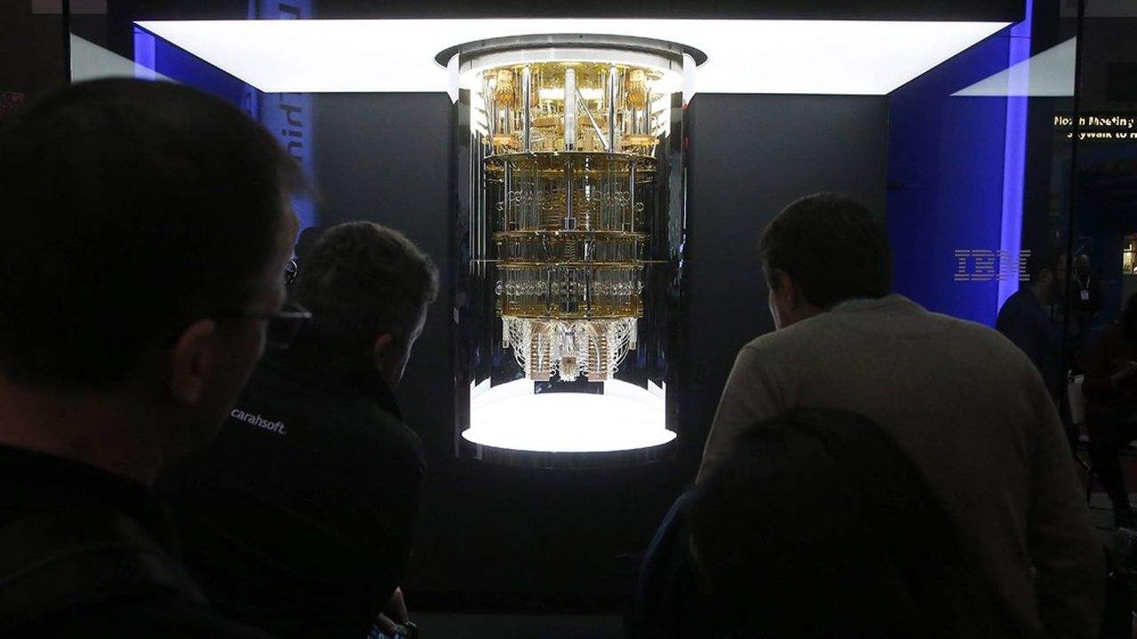 D'une puissance de 27 qubits, le Quantum System One d'IBM installé en Allemagne ne permet de faire que des tests à petite échelle mais il permettra aux industriels de se familiariser avec cette nouvelle technologie.