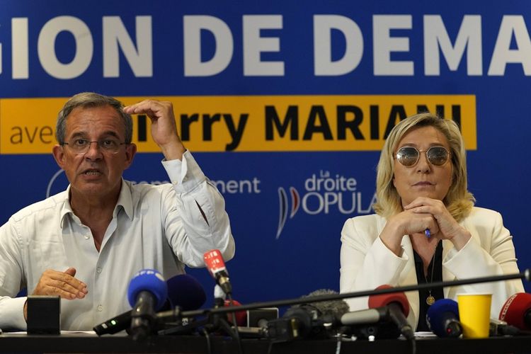 Thierry Mariani et Marine Le Pen.