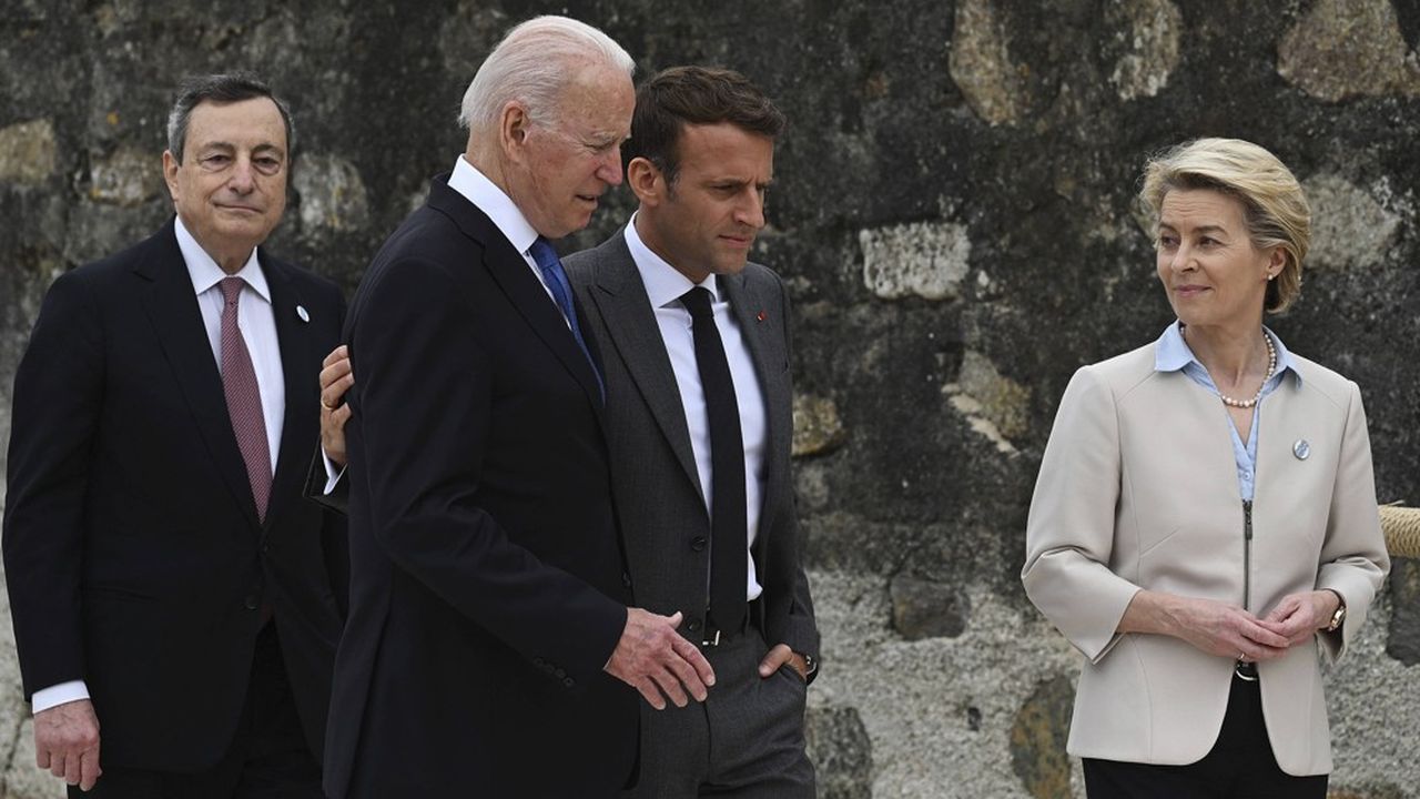 Lors de sa première tournée internationale, mi-juin en Europe, Joe Biden n'était accompagné d'aucun ambassadeur américain installé dans l'un des trois pays visités (Royaume-Uni, Belgique, Suisse) ou chez un membre du G7.