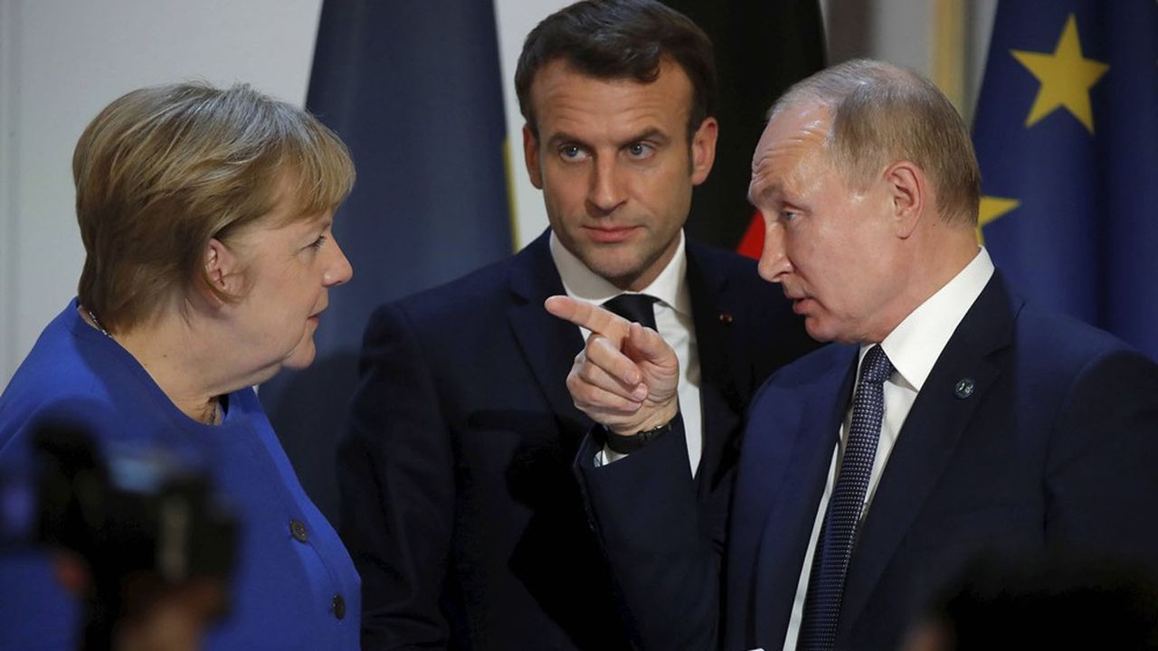 En décembre 2019, Emmanuel Macron avait réuni Vladimir Poutine et Angela Merkel à l'occasion d'un sommet sur le conflit en Ukraine.