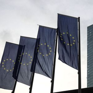 La Banque centrale européenne (BCE) est attendue sur un éventuel nouvel assouplissement de ses consignes en matière de dividendes bancaires.