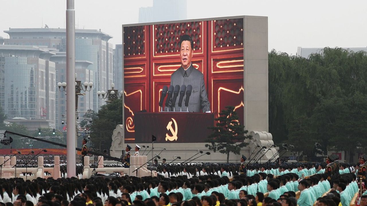 « Depuis cent ans, le Parti communiste chinois a uni et dirigé toutes les luttes, tous les sacrifices et toutes les créations du peuple chinois, qui se résument à un thème : réaliser le grand rajeunissement de la nation chinoise », a notamment déclaré Xi Jinping, depuis la porte Tiananmen.