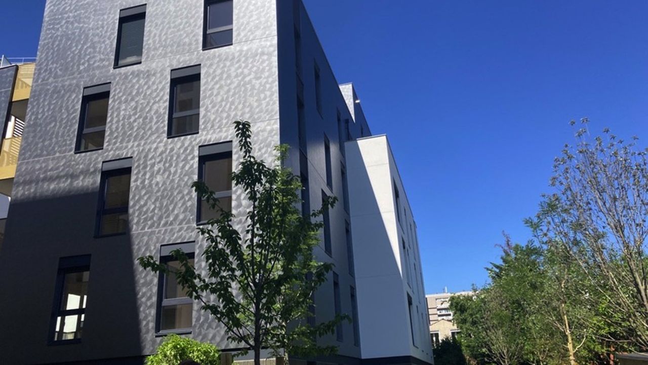 Novaxia vient de transformer un ancien immeuble de bureaux en logements et résidence étudiante.