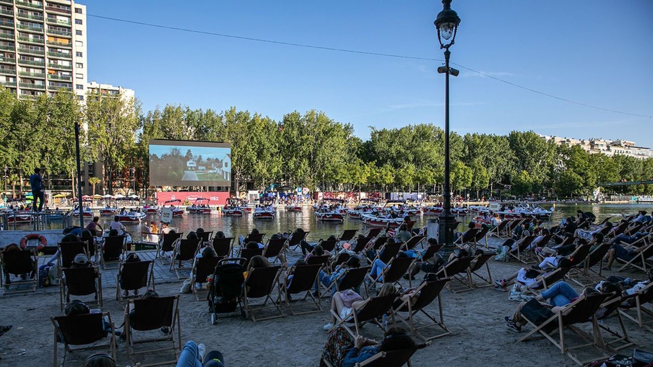 Le cinéma en plein air est de plus en plus prisé par les collectivités. Les Yvelines organisent depuis dix ans un grand festival, qui aura lieu cette année du 14 août au 10 septembre.