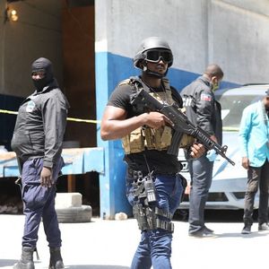 Outre les quatre « mercenaires » tués, les autorités haïtiennes disent avoir « intercepté » deux autres membres du commando.