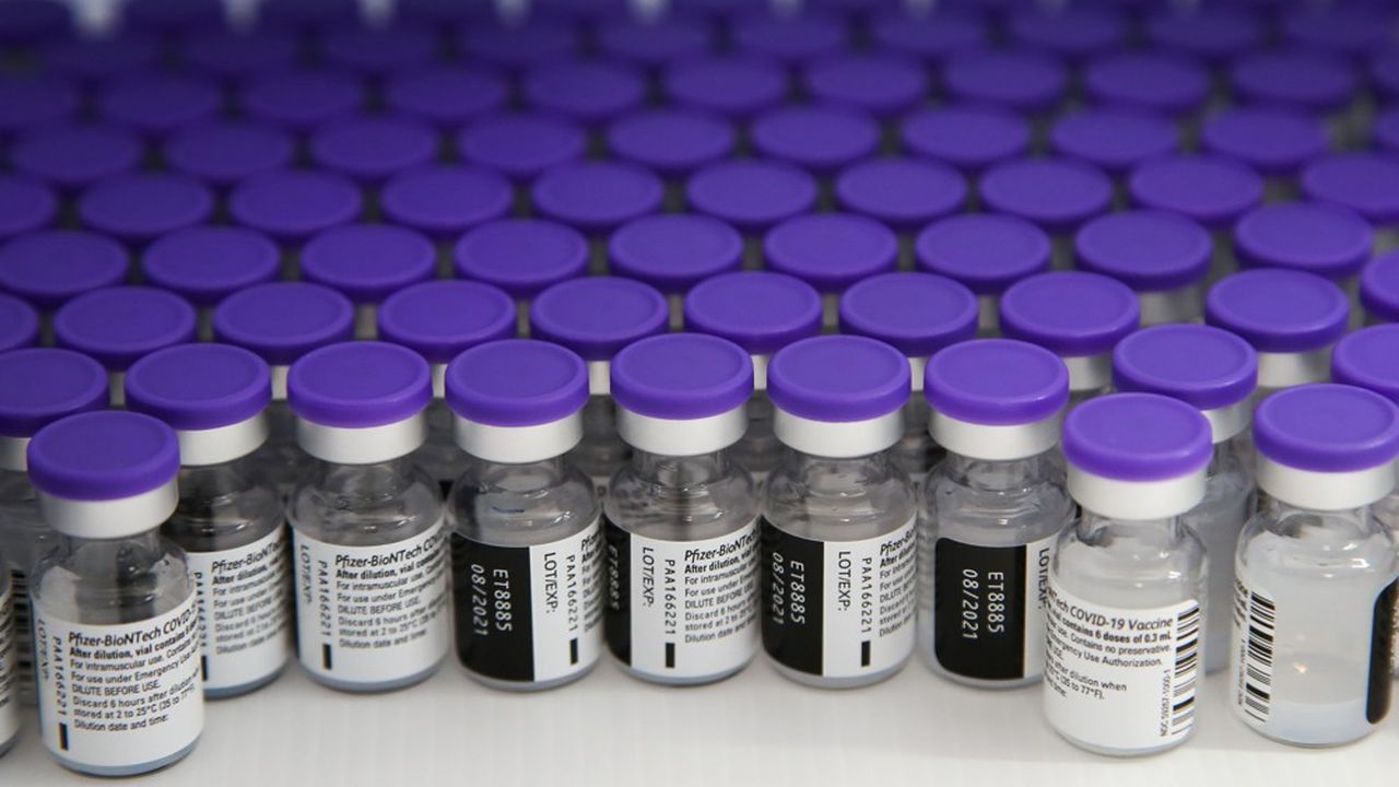Pfizer et BioNTech prévoient de déposer une demande d'autorisation pour une troisième dose de leur vaccin aux Etats-Unis et en Europe.