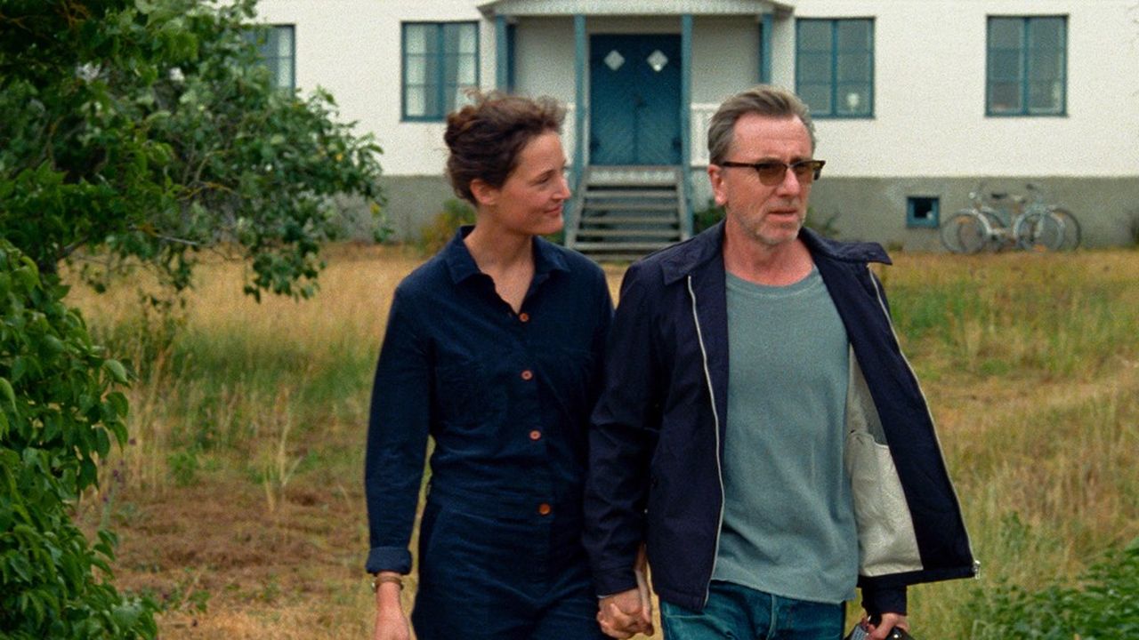 Vicky Krieps et Tim Roth en pèlerinage chez Ingmar Bergman.
