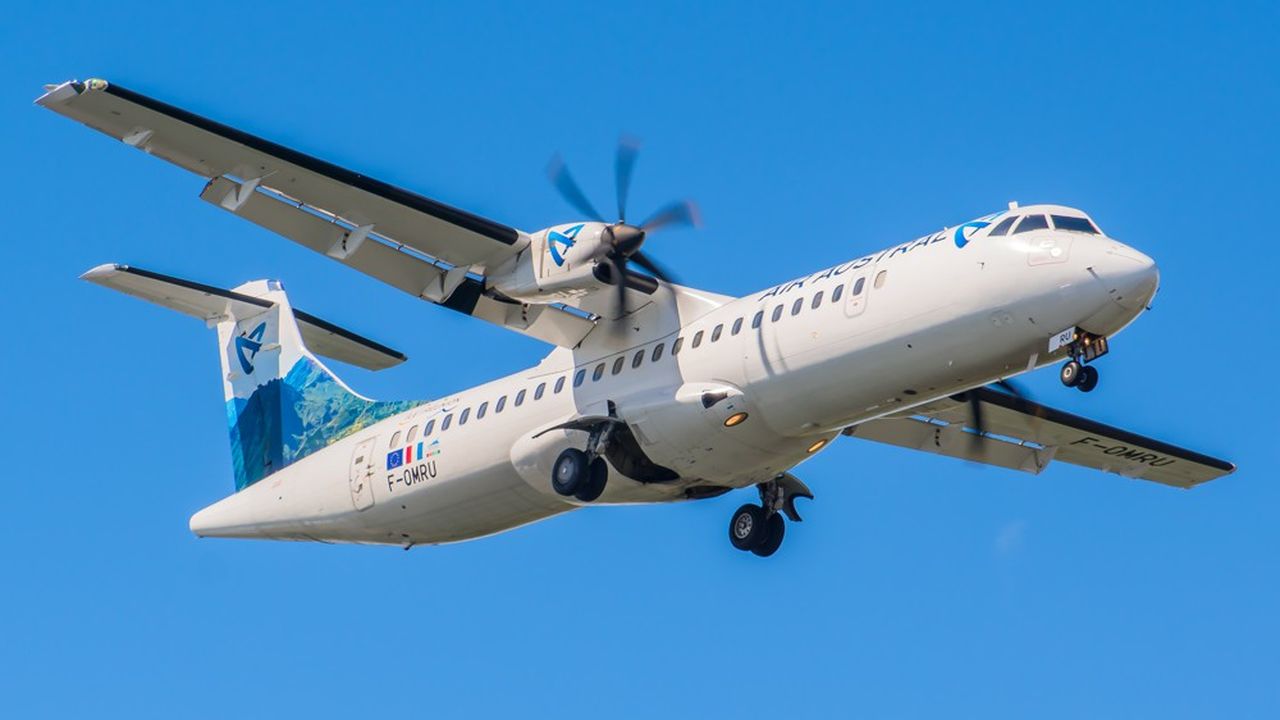 L'ATR 72-500 d'Air Austral mis en ligne sur l'île Maurice.
