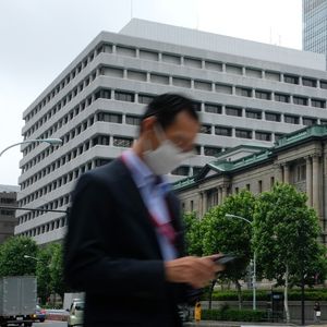 La BoJ va commencer à accorder des prêts sans intérêt aux banques commerciales qui soutiendront des entreprises lançant des projets jugés plus respectueux de l'environnement.