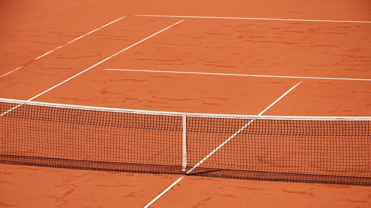 Le nouveau complexe de tennis de Pontoise compte six courts de tennis en terre battue.