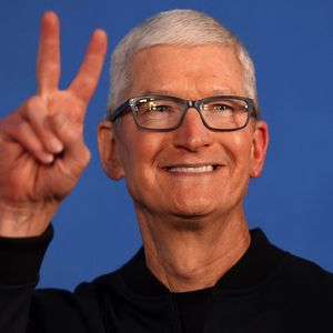 Dirigé par Tim Cook, Apple vient de réaliser un nouveau trimestre record, au-delà des attentes des analystes.