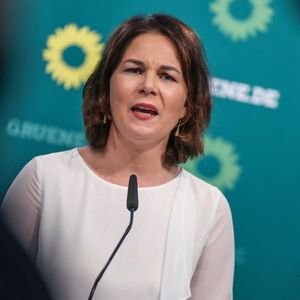 Selon Bloomberg, la candidate des Verts, Annalena Baerbock serait l'objet d'une campagne délibérée de dénigrement dirigée depuis Moscou.