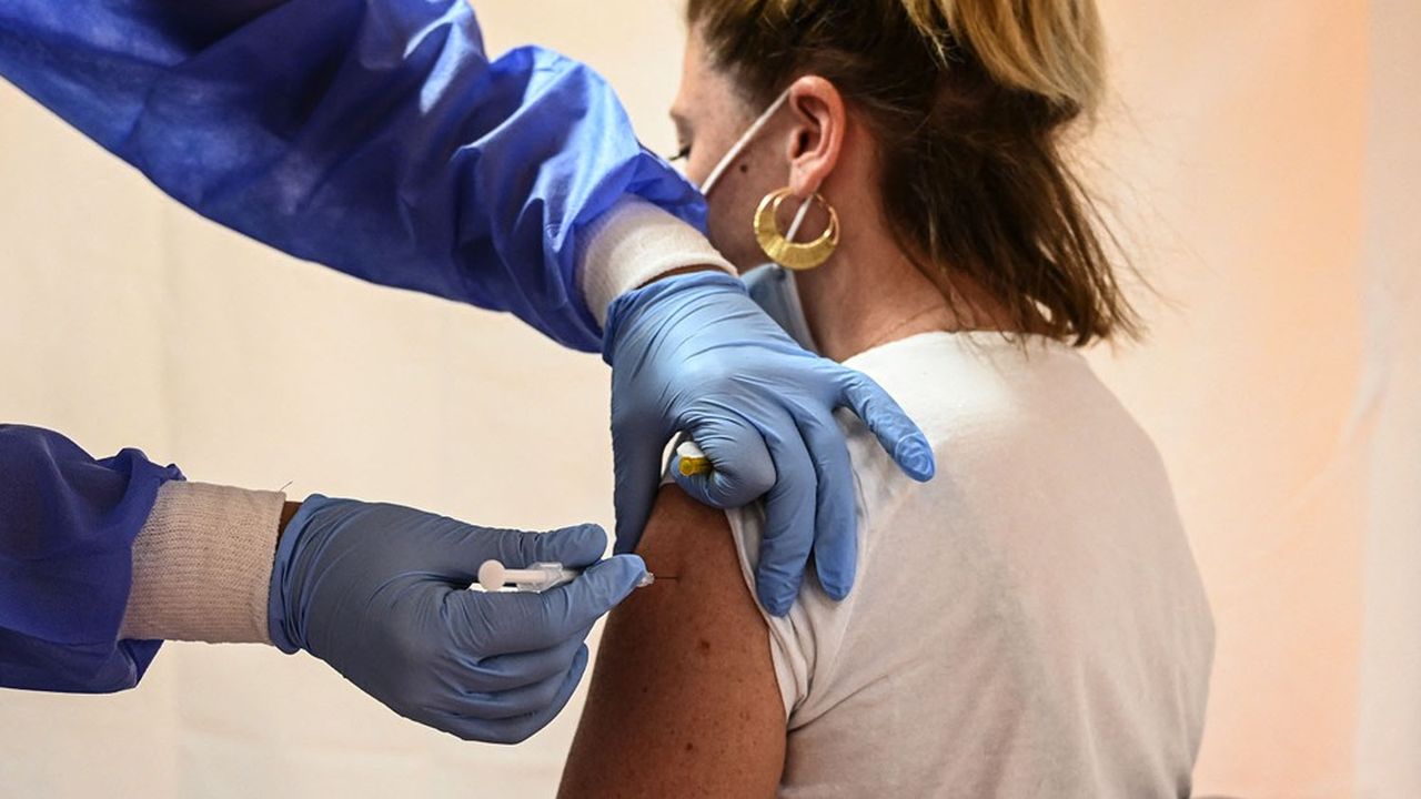 Sur plus de 60 millions d'injections de vaccin à ARN-m, quelque 300 cas de troubles menstruels ont été rapportés depuis le début de la campagne vaccinale en France.
