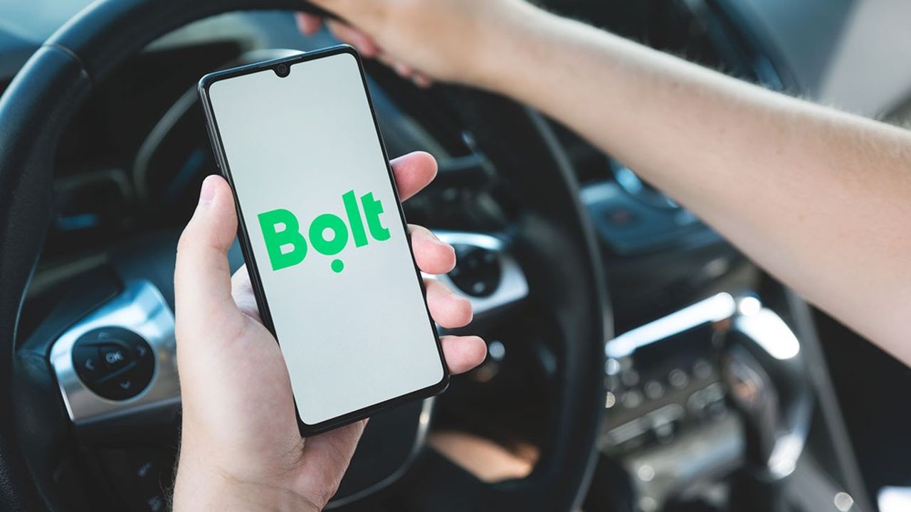 Bolt a réussi à s'imposer face au géant du VTC Uber notamment grâce à des frais de commissions inférieurs pour attirer les chauffeurs (19 % contre 25 %).