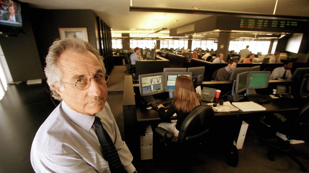 Bernard Madoff dans la salle des marchés de sa firme de trading (30 décembre 1999), Bernard Madoff Investment Securities