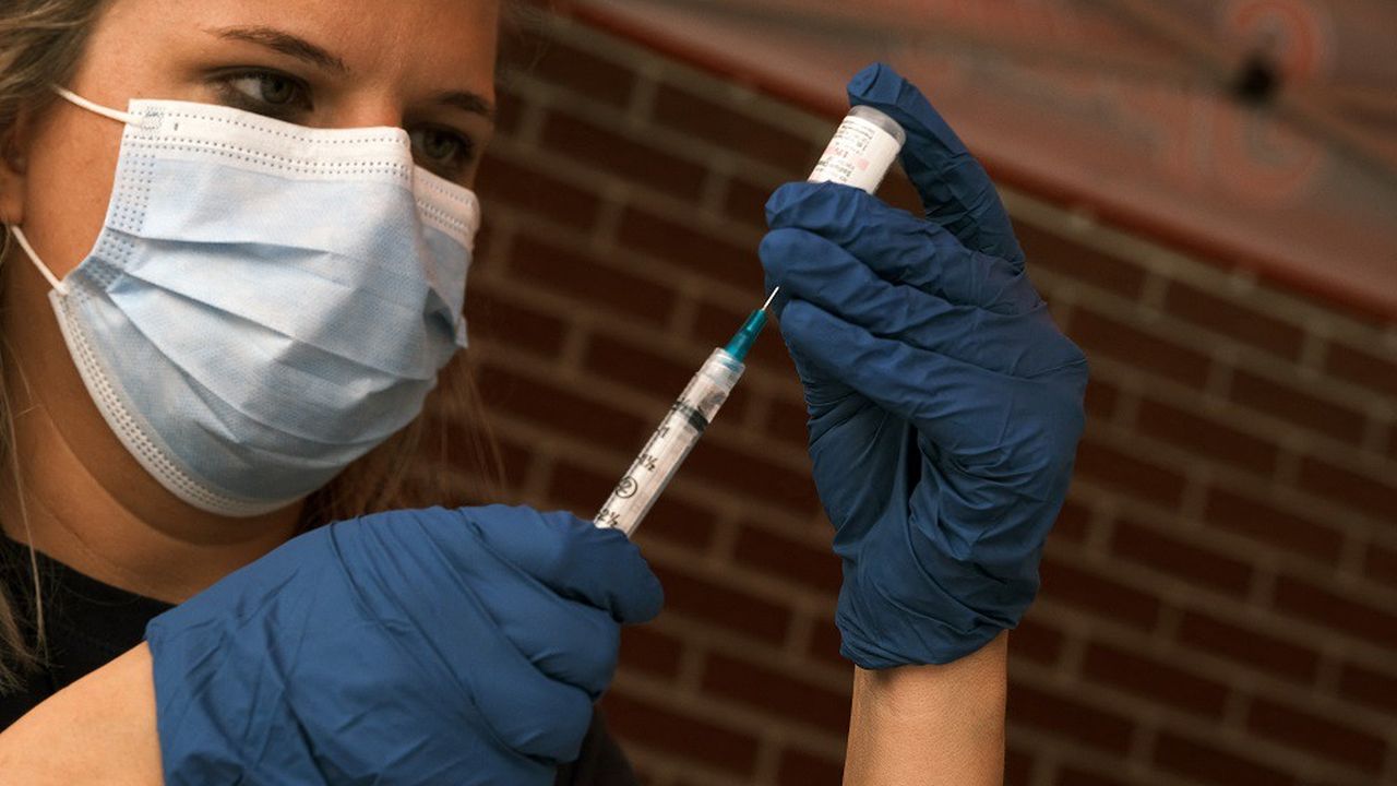 Plus de 165 millions d'Américains sont immunisés contre el Covid-19.