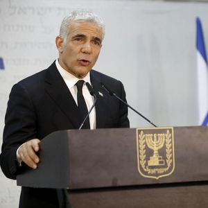 Yair Lapid est le premier ministre israélien des Affaires étrangères à se rendre en visite officielle au Maroc.