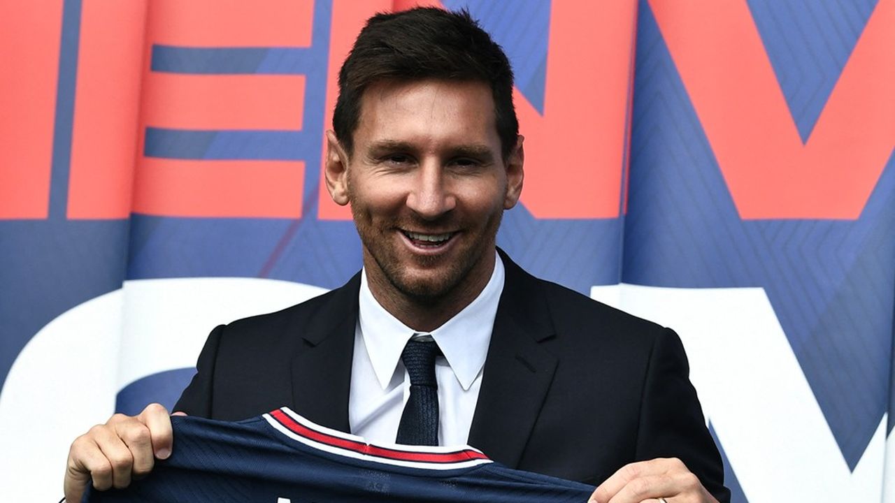 Lionel Messi va toucher un salaire de 40 millions d'euros par an.