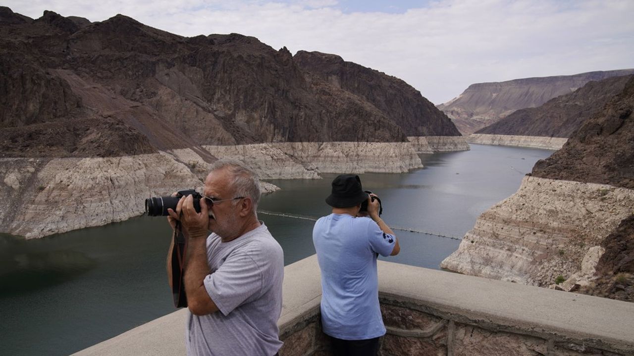 Le lac Mead a été créé dans les années 1930 par la construction de barrages sur le Colorado à la frontière entre le Nevada et l'Arizona.