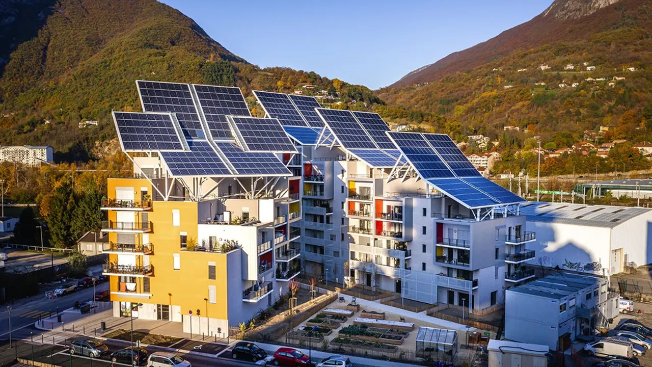 A Grenoble, Bouygues teste un immeuble vert et autonome