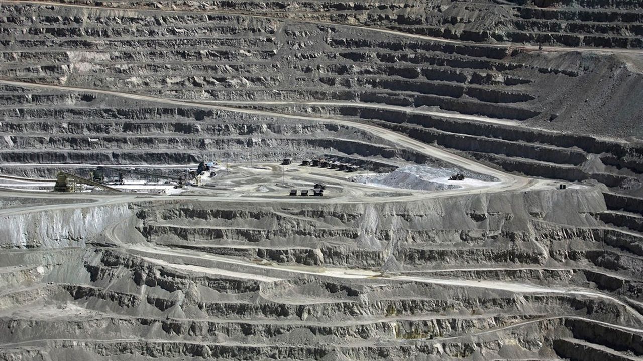 Une mine de BHP au Chili a l'interdiction de pomper de l'eau pendant 3 mois.