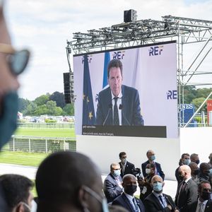 Geoffroy Roux de Bezieux, président du Medef, lors de son discours d'ouverture à l'hippodrome de Longchamp ce mardi.