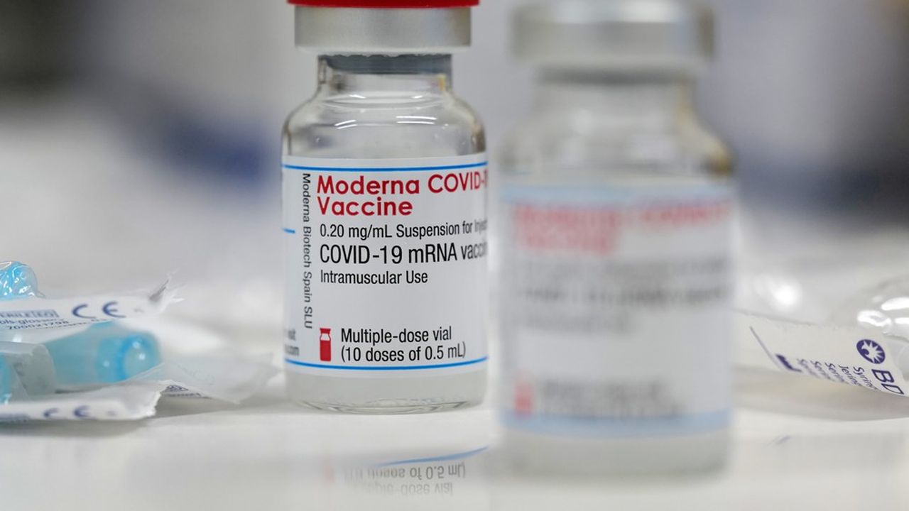 Moderna a bouclé en huit mois la totalité du développement clinique de son vaccin, un record.
