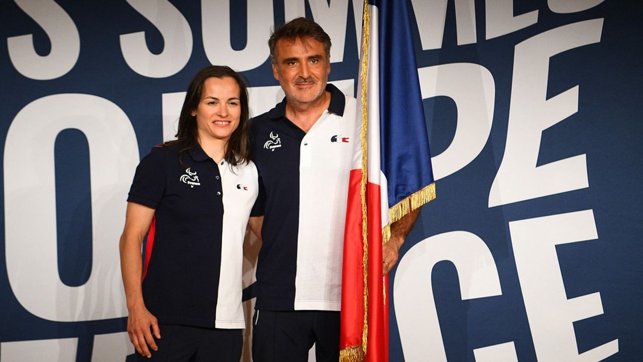 La judoka Sandrine Martinet et le tennisman Stéphane Houdet ont mené la délégation tricolore lors de la cérémonie d'ouverture des Jeux Paralympiques.