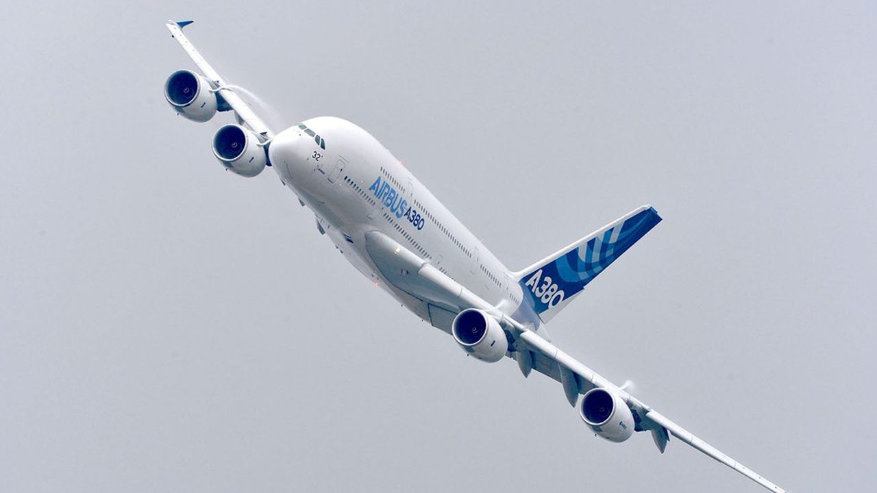 L'Airbus A380 n'est plus fabriqué mais il continuera de voler jusqu'à la fin de la décennie.