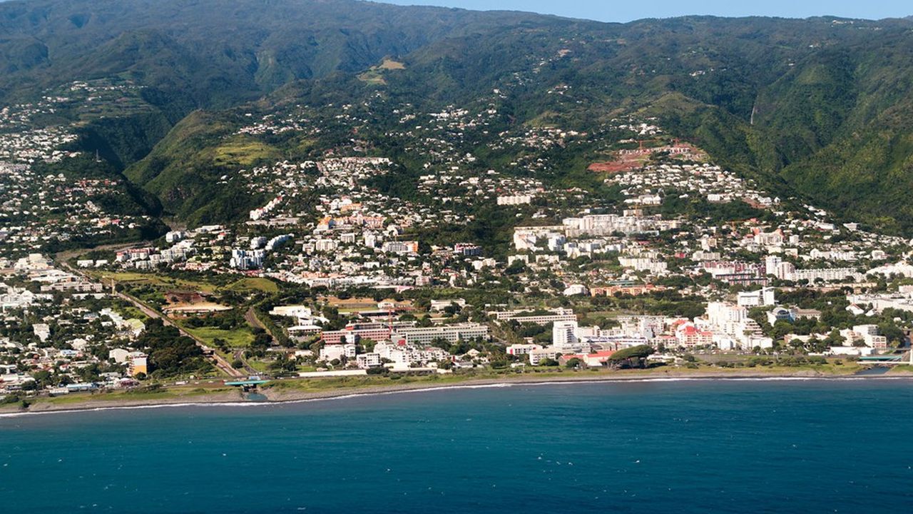 Le nombre de demandeurs d'emploi de moins de 25 ans a baissé de 5,5 % en un an à La Réunion.