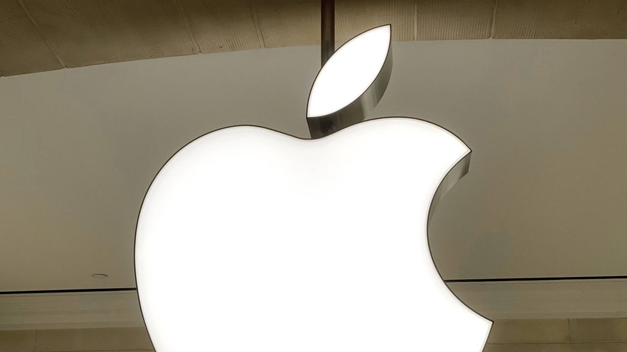 Face à la colère des développeurs, Apple a opté pour le compromis.