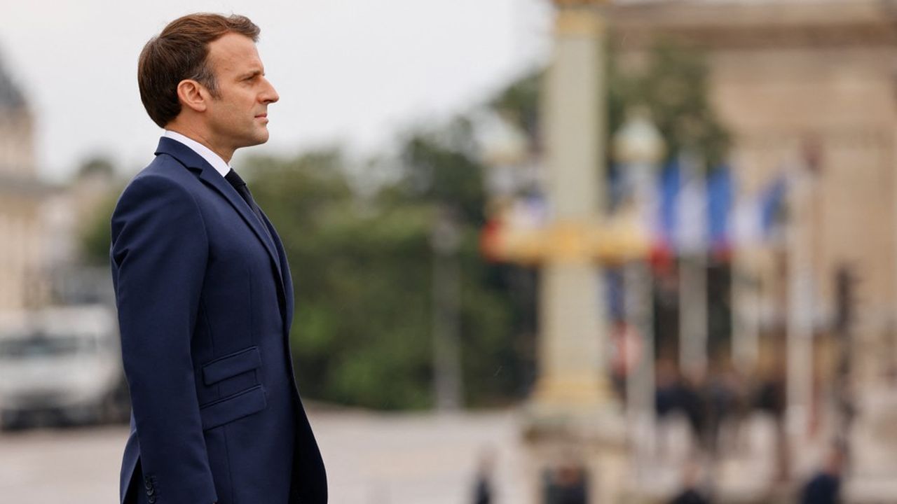 Emmanuel Macron veut voir dans les résultats d'un sondage Harris interactive pour « Challenges » une « Nation raisonnable ».
