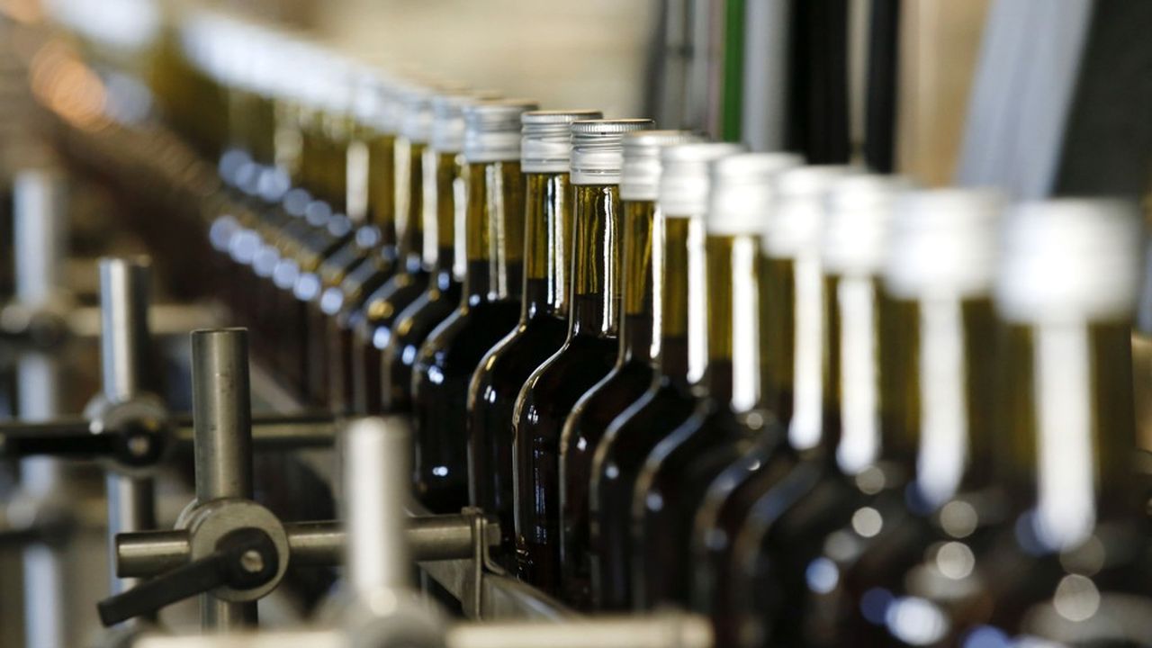 Pernod Ricard se félicite de la « nette reprise » des affaires au terme de son exercice 2020-2021. Il prévoit la poursuite du dynamisme des ventes jusqu'en fin d'année.